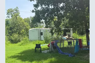 1215 Perryman Avenue, Palacios, TX 77465 - Photo 24