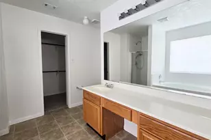 32223 Decker Oaks Dr, Pinehurst, TX 77362 - Photo 10