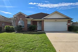 32223 Decker Oaks Dr, Pinehurst, TX 77362 - Photo 1