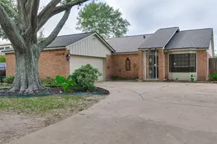 22206 N Fork Dr, Katy, TX 77450 - Photo 2