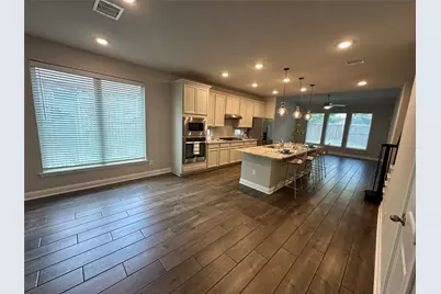 24 Centennial Ridge, The Woodlands, TX 77354 - Photo 6