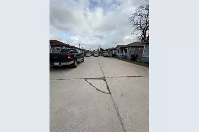 3540 Des Chaumes Street, Houston, TX 77026 - Photo 2