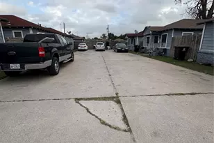 3540 Des Chaumes St, Houston, TX 77026 - Photo 2