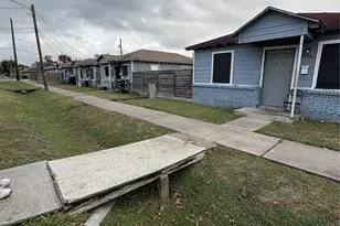 3540 Des Chaumes St, Houston, TX 77026 - Photo 4