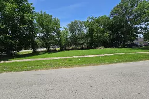 4405 Ward St, Houston, TX 77021 - Photo 1