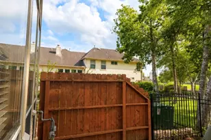 2219 Ridge Wood Ln, Sugar Land, TX 77479 - Photo 20