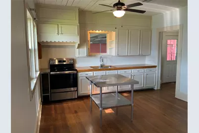 404 W Main Street, Bellville, TX 77418 - Photo 14