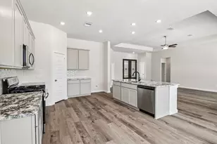 1324 Westfork Dr, Sealy, TX 77474 - Photo 8