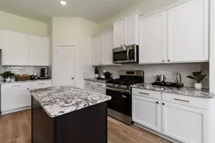 1324 Westfork Dr, Sealy, TX 77474 - Photo 8