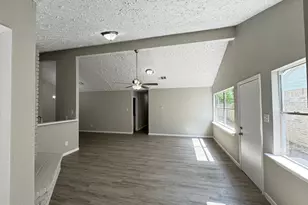 19956 Sutton Falls Dr, Cypress, TX 77433 - Photo 2