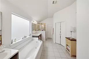 13335 Gardnerville St, Houston, TX 77034 - Photo 12