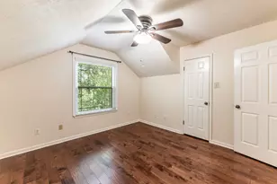 1006 Amesbury Ct, Huntsville, TX 77340 - Photo 14