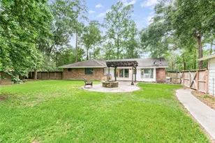 27216 Blueberry Hill Dr Dr, Conroe, TX 77385 - Photo 4