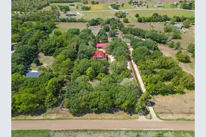6121 County Road 225, Hungerford, TX 77448 - Photo 2