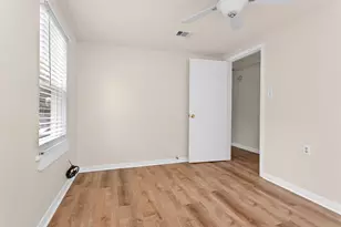 6002 Shelburne St, Houston, TX 77396 - Photo 18