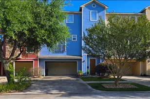 404 W 16th St, Houston, TX 77008 - Photo 2