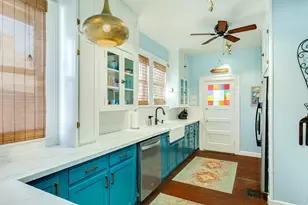 3911 Ave R 1/2, Galveston, TX 77550 - Photo 22