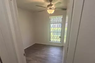 1611 Mosher Ln, Houston, TX 77088 - Photo 10