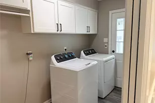 919 Longview Dr, Sugar Land, TX 77478 - Photo 12