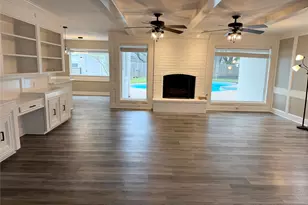 919 Longview Dr, Sugar Land, TX 77478 - Photo 6