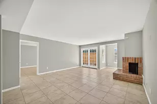 10555 Turtlewood Ct, Houston, TX 77072 - Photo 6