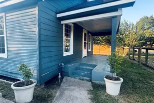 3301 Kirk St, Houston, TX 77026 - Photo 4