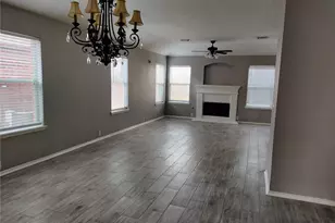 14930 Sugarhollow Dr, Sugar Land, TX 77498 - Photo 2