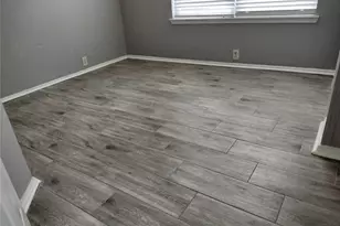 14930 Sugarhollow Dr, Sugar Land, TX 77498 - Photo 18