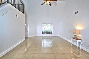 7607 Stamen Dr, Houston, TX 77041 - Photo 4