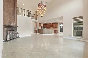 4130 Clover Ridge Ln, Sugar Land, TX 77479 - Photo 6