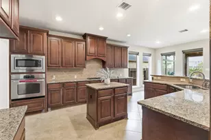 4130 Clover Ridge Ln, Sugar Land, TX 77479 - Photo 8