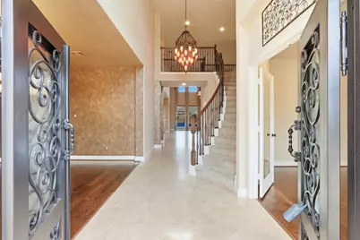 4130 Clover Ridge Lane, Sugar Land, TX 77479 - Photo 4