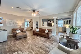 105 Laguna Pointe Dr, League City, TX 77573 - Photo 12