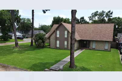 5101 Arrowhead Drive, Baytown, TX 77521 - Photo 2