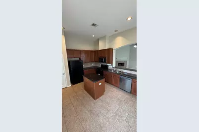 10006 Kendahlwood Lane, Tomball, TX 77375 - Photo 8