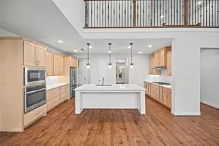 4627 Clear Creek Dr, Sugar Land, TX 77479 - Photo 6