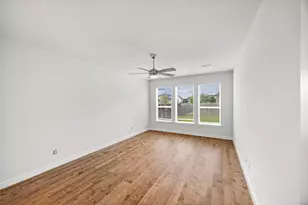 4627 Clear Creek Dr, Sugar Land, TX 77479 - Photo 10