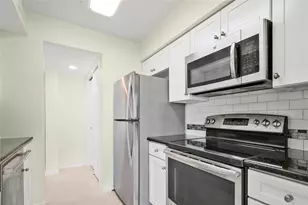 3220 69th St, Galveston, TX 77551 - Photo 8