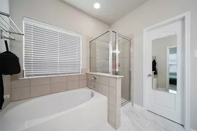 9303 Fuqua Breeze Drive, Houston, TX 77075 - Photo 16