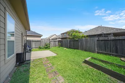 9303 Fuqua Breeze Drive, Houston, TX 77075 - Photo 8