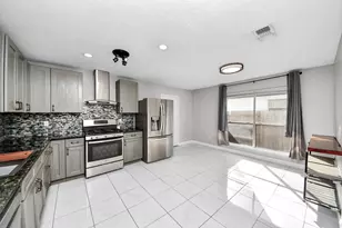 28707 Stapleford St, Spring, TX 77386 - Photo 6