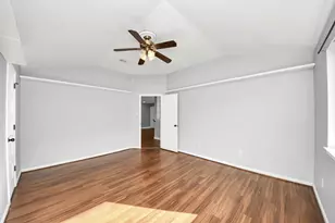 28707 Stapleford St, Spring, TX 77386 - Photo 10