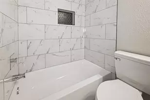 8617 Mapletwist St, Houston, TX 77083 - Photo 28