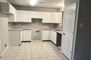 8617 Mapletwist St, Houston, TX 77083 - Photo 10