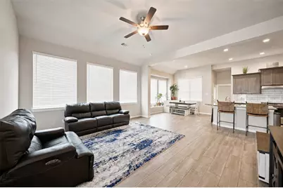 13025 Ocean Breeze Lane, La Marque, TX 77568 - Photo 6