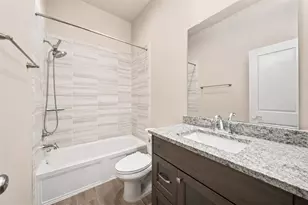 13025 Ocean Breeze Ln, La Marque, TX 77568 - Photo 12