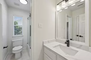 4607 Jade Green Ct, Houston, TX 77059 - Photo 38