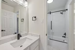 4607 Jade Green Ct, Houston, TX 77059 - Photo 36