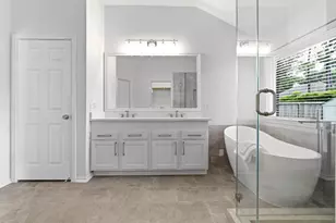 118 S Merryweather Cir, The Woodlands, TX 77384 - Photo 14