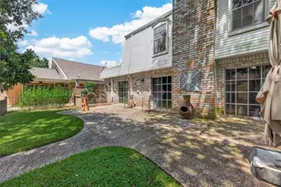 2718 Kissing Camel Ct, Missouri City, TX 77459 - Photo 2